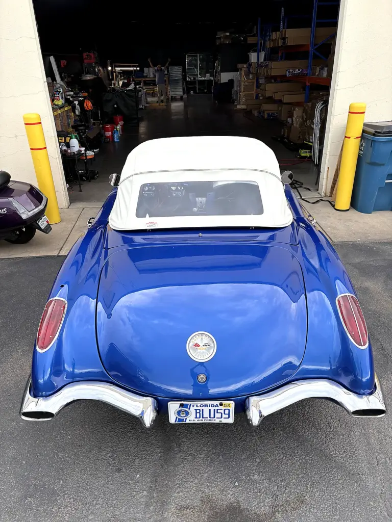 Rear view of Cobra roadster convertible roof and rear window